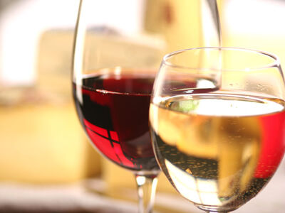 カップワイン(赤)(白)