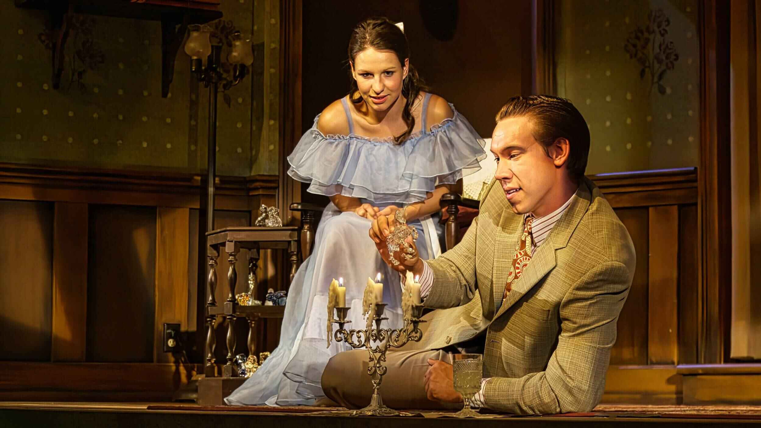 The Glass Menagerie scenic design