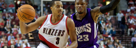 Apr 5 NBA Action: Portland Trail Blazers @ Sacramento Kings