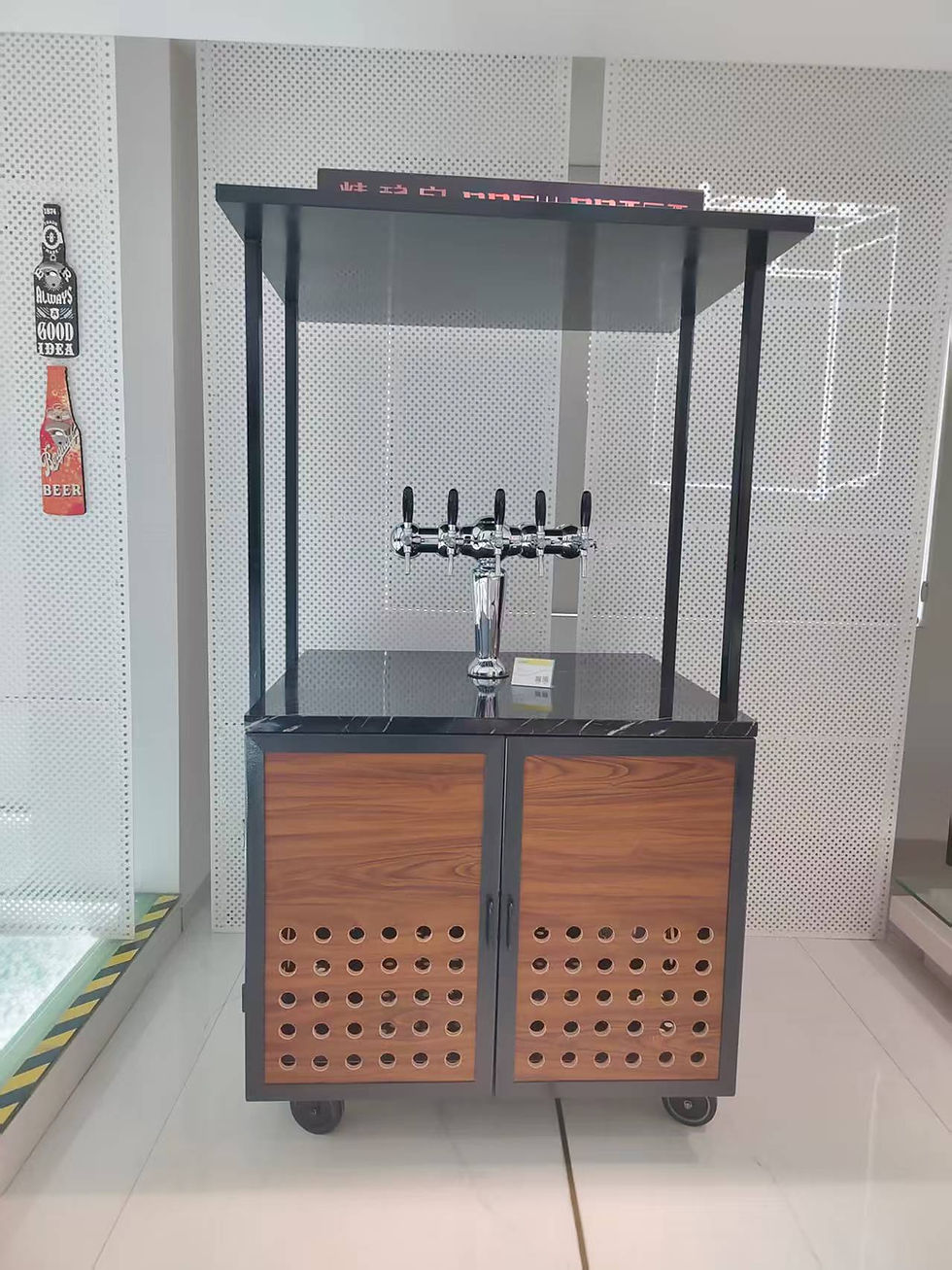 Thumbnail: The Guinness QuadPour Cart