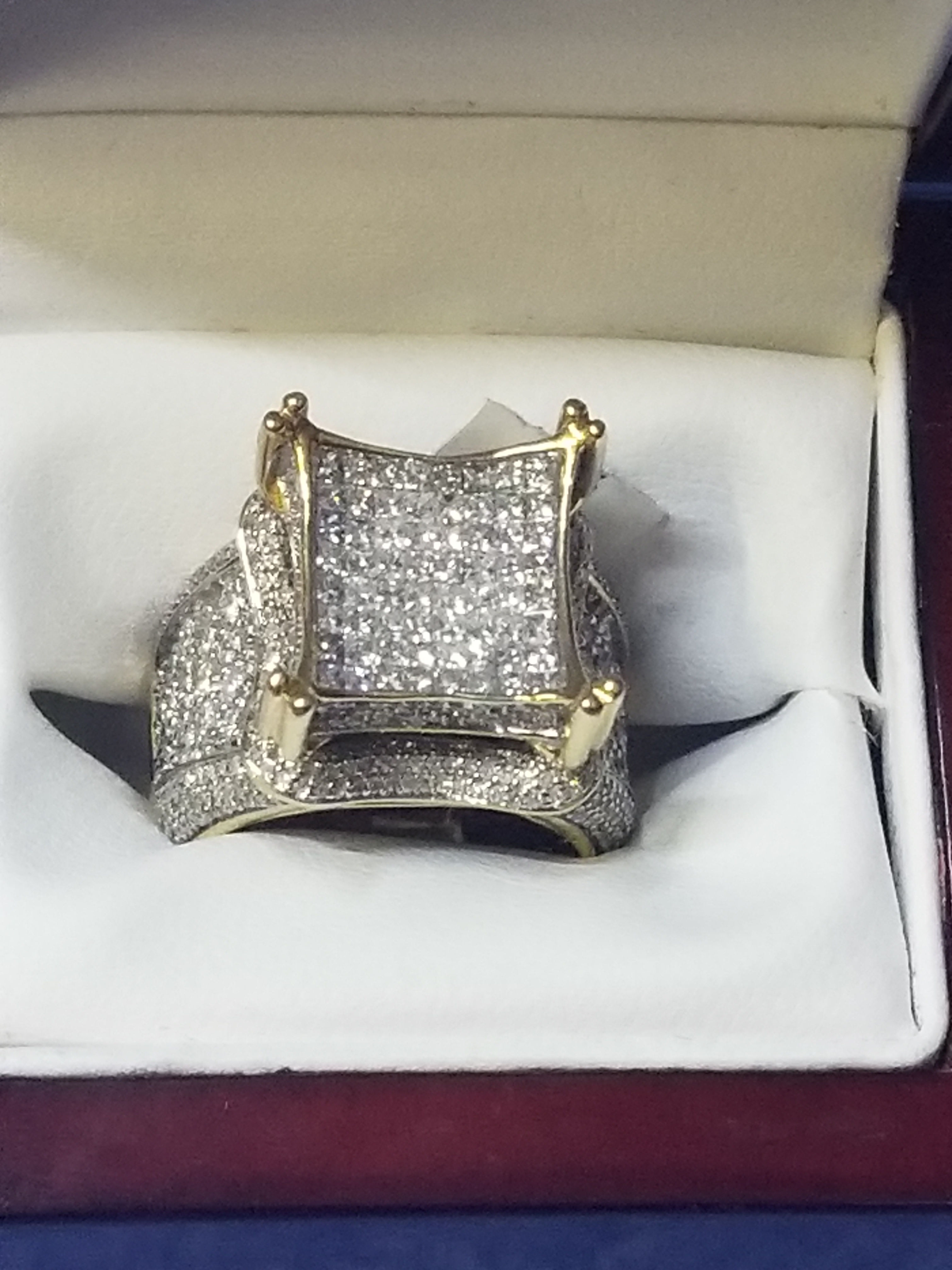 Princess cut ring