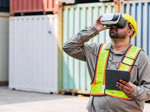 Menjelajahi Dunia Keamanan Kerja: Manfaat dan Efektivitas Pelatihan K3 Berbasis Virtual Reality