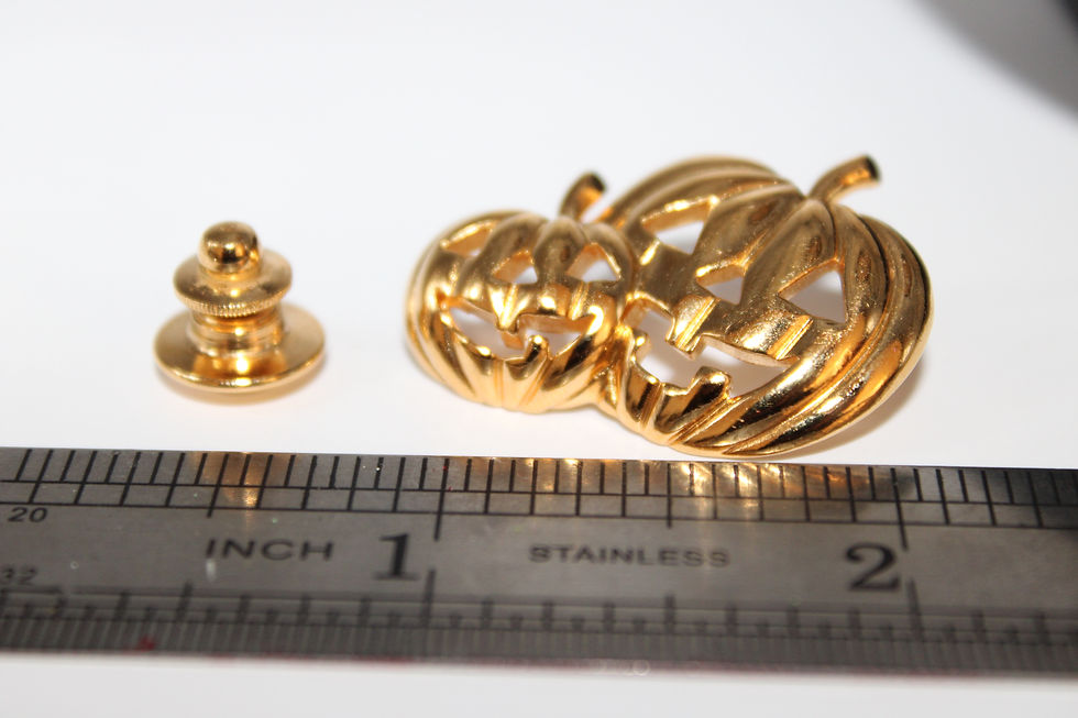 Thumbnail: Vintage Avon Gold Tone Pumpkin Pin Brooch