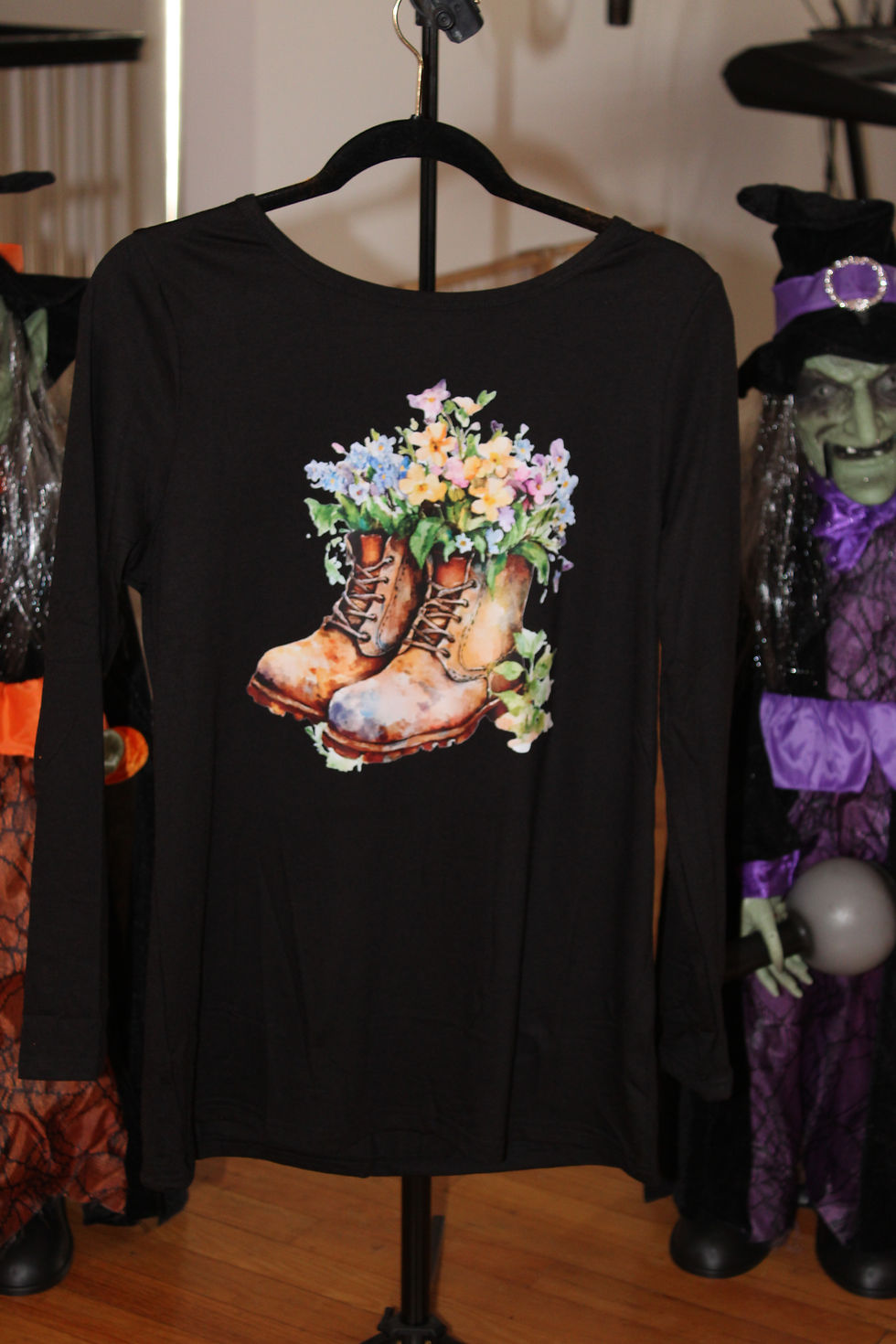 Thumbnail: Black Long Sleeve Garden Boot Shirt With Flowers Size Medium