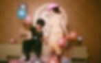 girls-having-a-party-with-vinyls-and-balloons.jpg