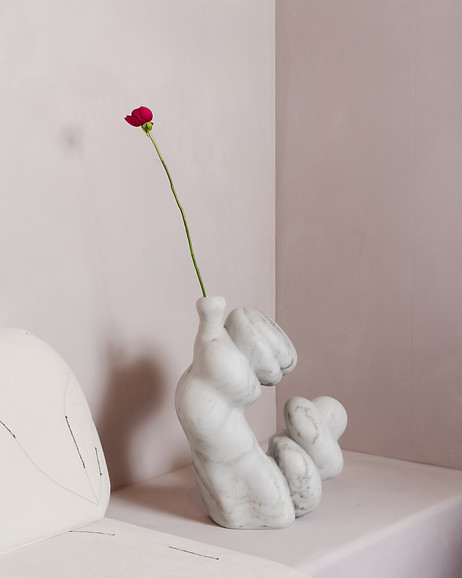 Pinnacle floor vase - .jpg