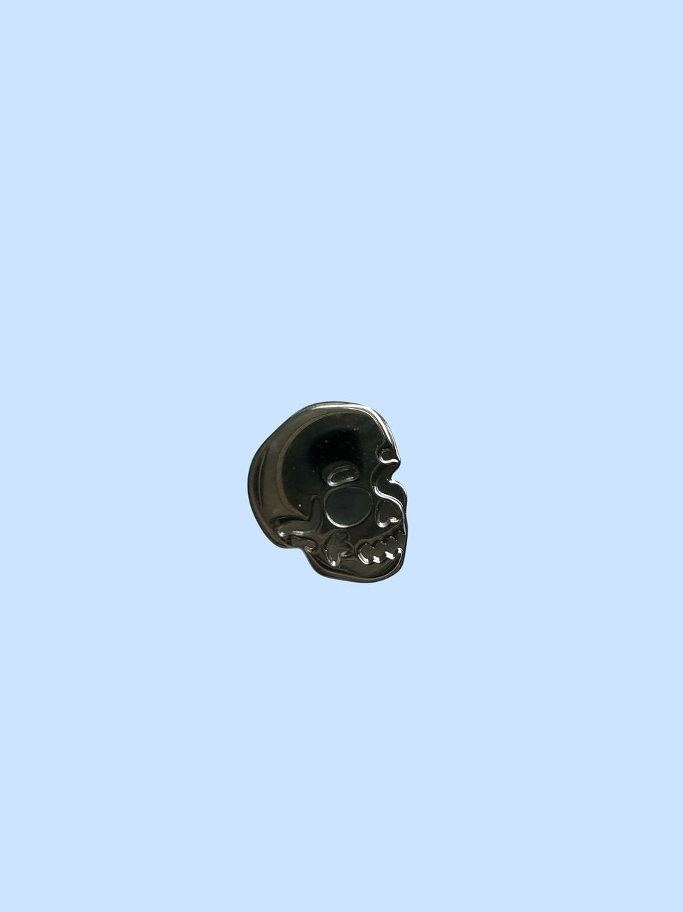 Thumbnail: Titanium Labret Skull