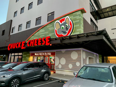 CHUCK E. CHEESE