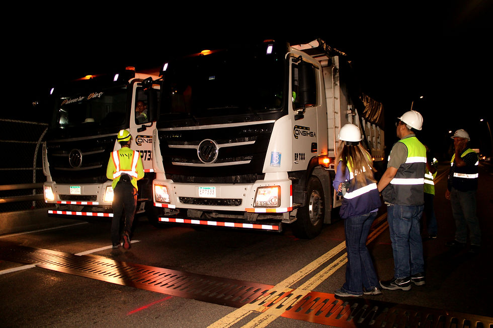 Miden efectos de la circulación de camiones en el Puente de las Américas