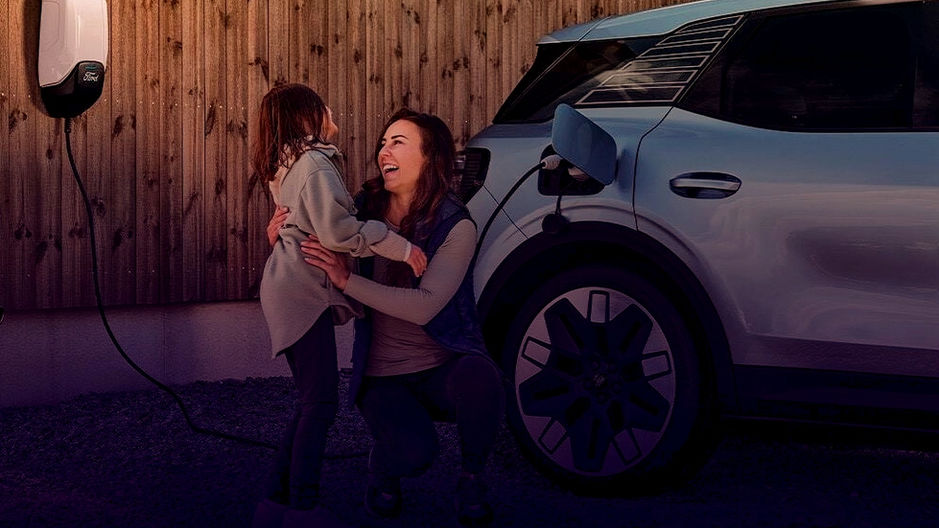 ¿Dejarías que un familiar cargue su auto eléctrico en tu casa durante estas fiestas?