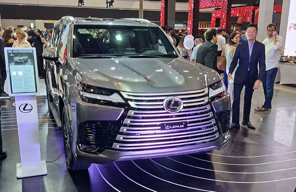 Lexus LX 700h ahora en Panamá: versiones, precios y características