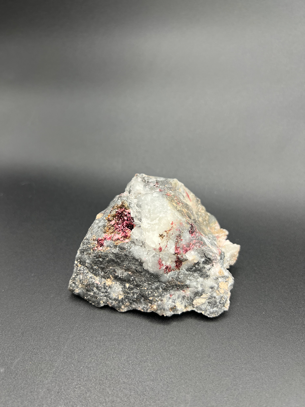 Erythrite Chunk