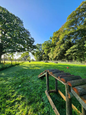 Ross & Friends Private Field