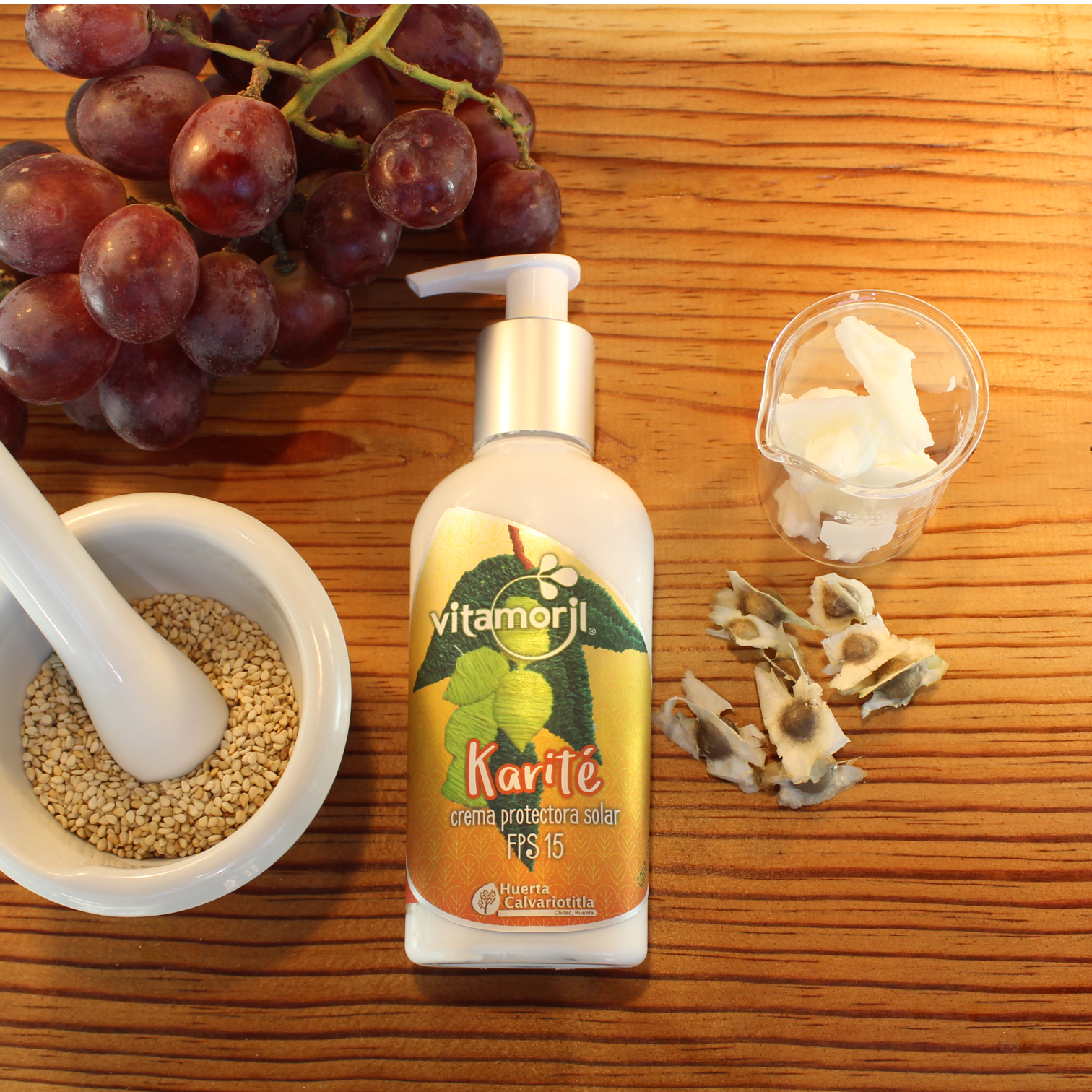 Crema antiedad con protector solar