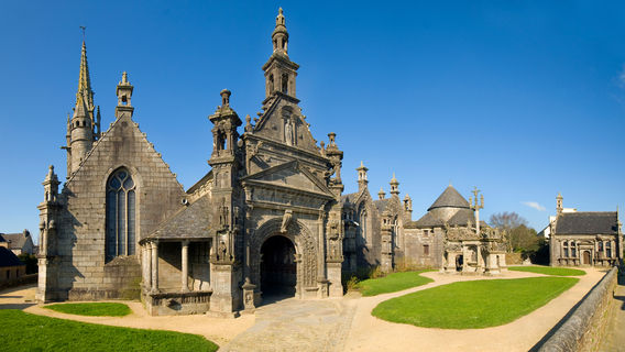 Enclos Paroissial de Guimiliau.jpg