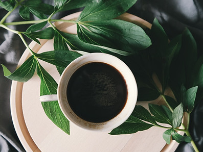  Have a cup of fresh brewed coffee or a hot aroma tea with your AM appointment! We offer complimentary refreshments and light snacks so you can enjoy your stay.