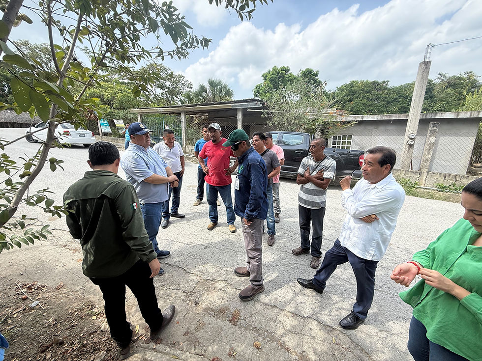 PRESIDENTE DAVID MEDINA RECORRE COMUNIDADES DE LA CORDILLERA TÉNEK Y DA SEGUIMIENTO A ACUERDOS PARA ATENDER ABASTO DE AGUA