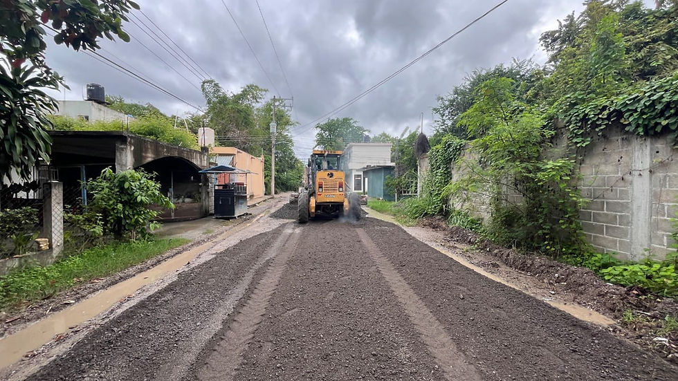 CONTINÚA LA REHABILITACIÓN DE CALLES EN EL FRACCIONAMIENTO REAL CAMPESTRE
