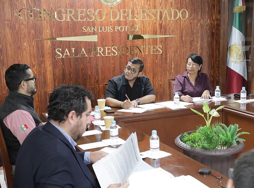 COMISIÓN DE HACIENDA APROBÓ DICTAMEN PARA REFORMAR LEY DE INGRESOS 2026 DE VILLA DE ARISTA