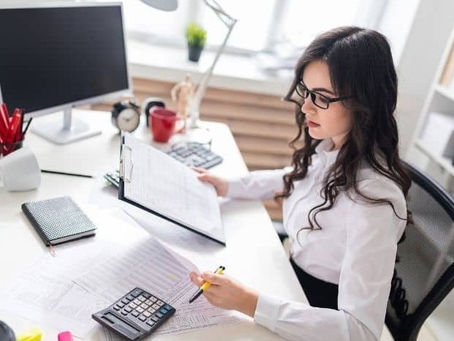 Why Every Business Needs Professional Secretarial Services Singapore