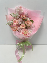 八重桜を使った卒業ブーケ(全体)