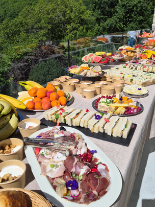 Grand brunch de lendemain de mariage avec vue dégagée dur les Cevennes