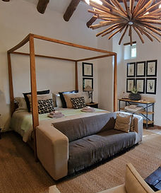 20251008_152601 (1)_edited.jpg