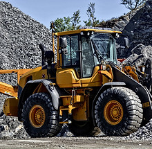 Máquina retroescavadora