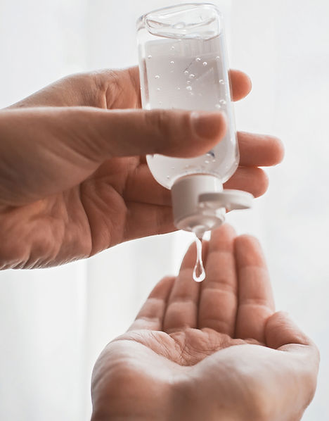 Uso de desinfectante de manos