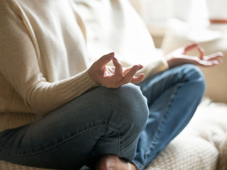 Como criar uma rotina de meditação consistente?