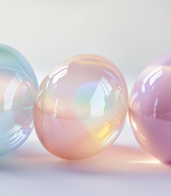 Œufs aux reflets pastel irisés