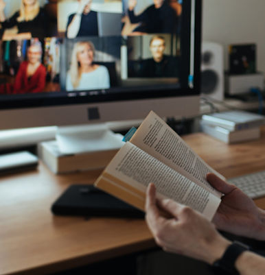 Online Meeting Desk