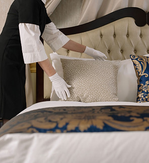 Préparation des chambres d'hôtel