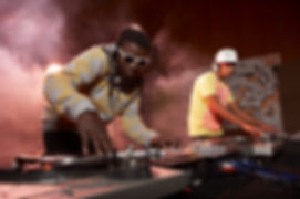DJs Performing
