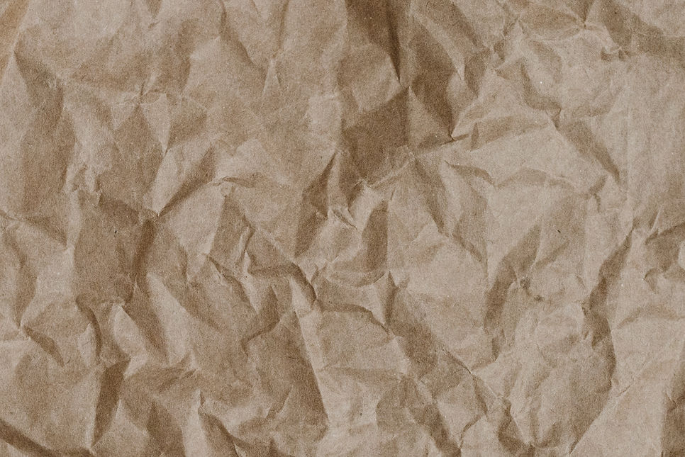 Papel marrón arrugado