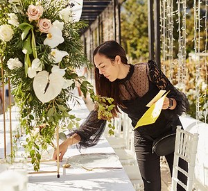 Decorating Wedding Table