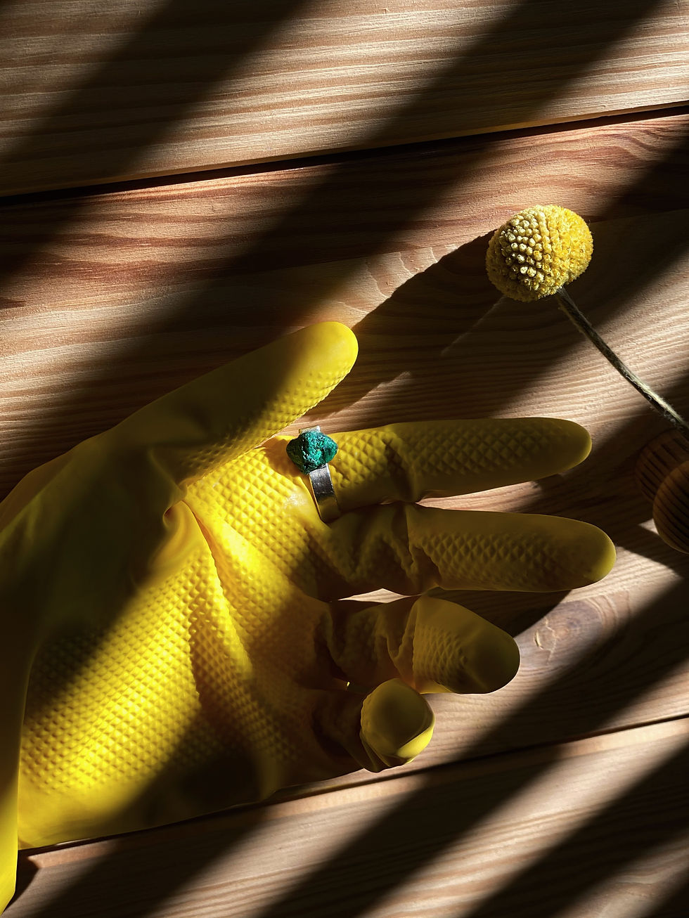 पीला रबर ग्लव