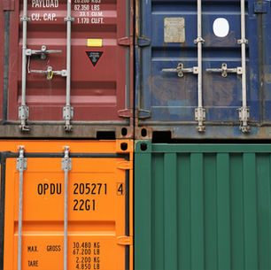 Do I need a customs agent when importing from China to Australia?