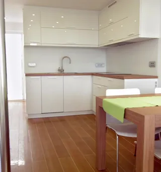 Align Furniture