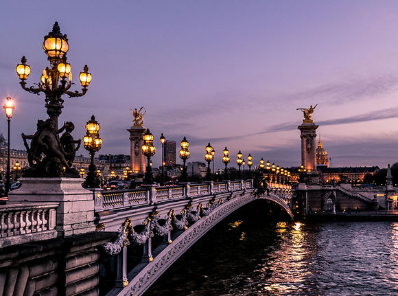 Pont en arc à Paris
