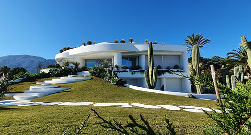 Villa bianca moderna