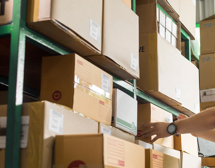 Warehouse Worker Sorting