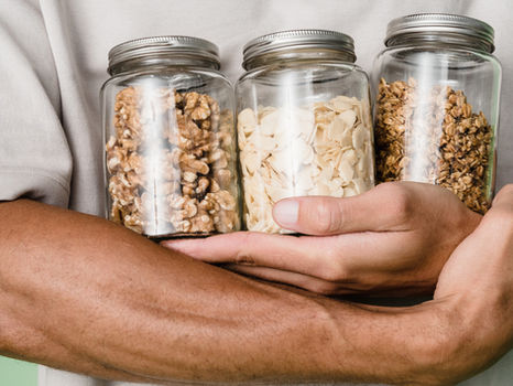 The Benefits of Eating Organic Nuts and Seeds