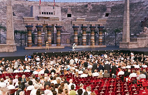 Opera all'aperto