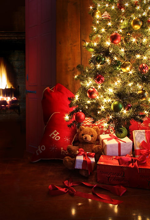 Christmas Tree with Gifts