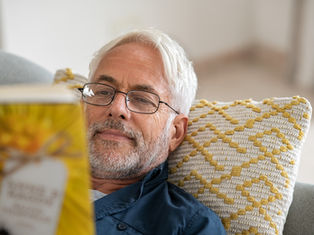 Can an enlarged prostate cause pain?