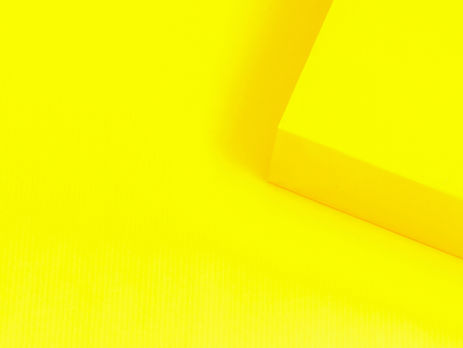 amarelo