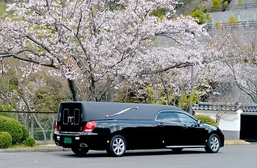 霊柩車