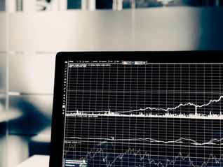 Chain links representing link equity and backlink connections in SEO