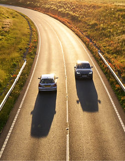 Sonnenuntergang auf der Autobahn